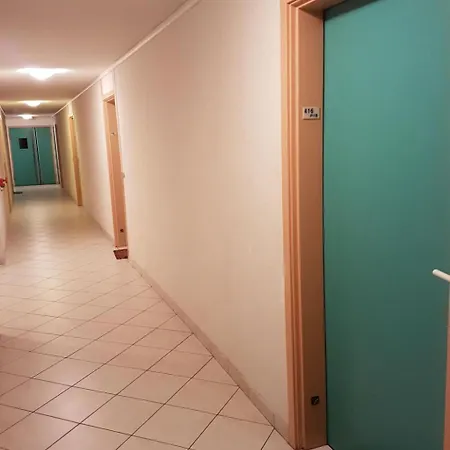 Διαμέρισμα Ruhige Tourismusmoeblierung Mit Balkon Und Pool By Interhome *
