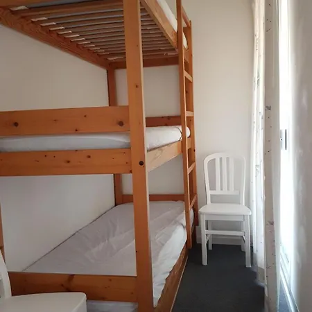 Ruhige Tourismusmoeblierung Mit Balkon Und Pool By Interhome 아파트